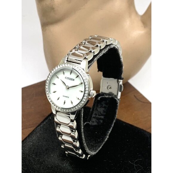 Citizen Women's Watch EZ7010-56D Quartz White Mother of Pearl Dial Silver 24mm - Picture 2 of 13